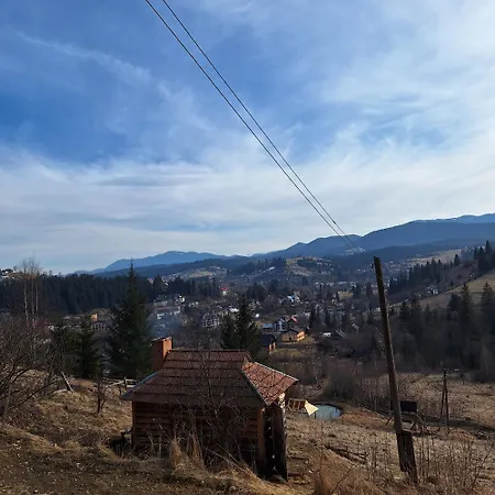 приватна світлиця гуцульщини *